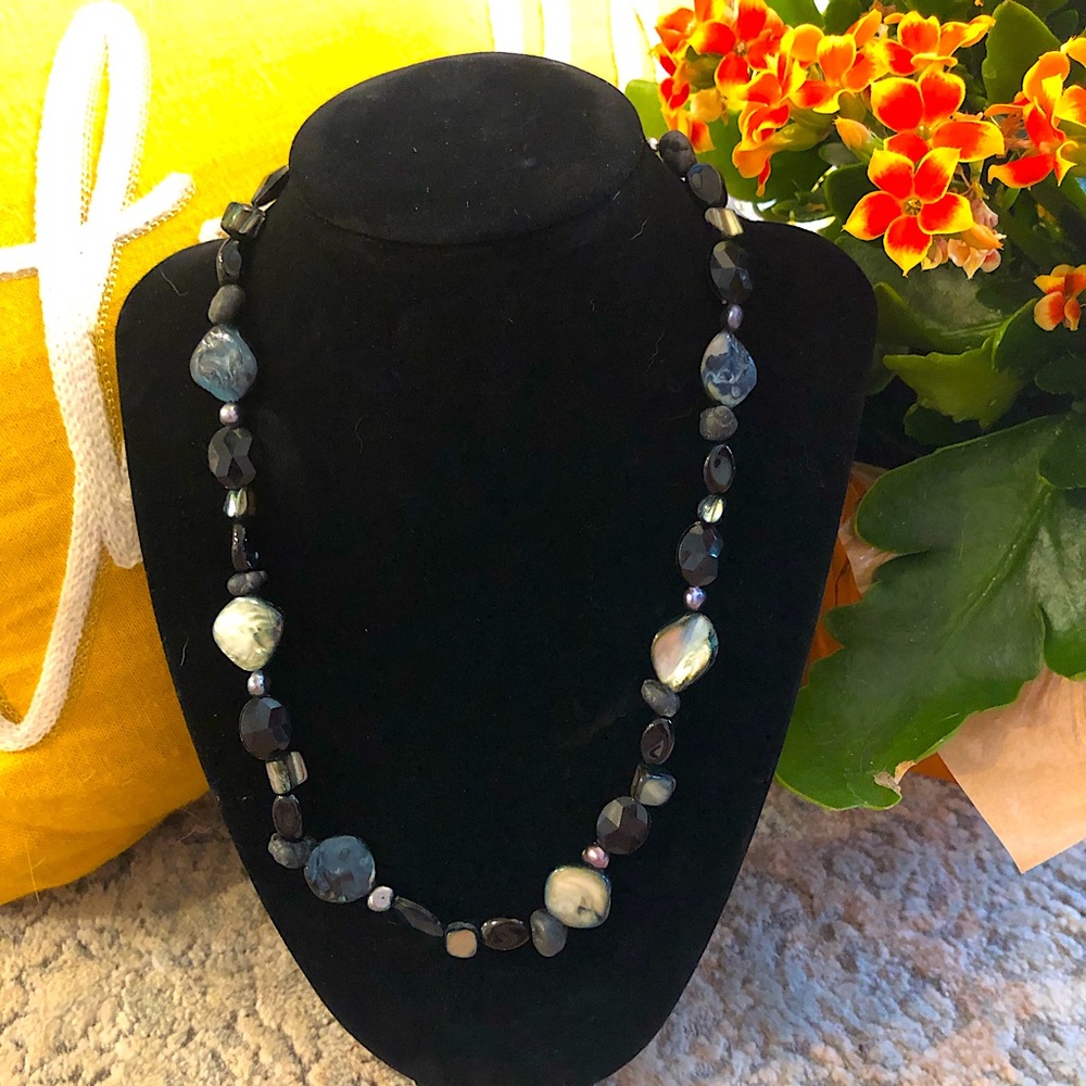 Black Blue Faux Jasper‎ Shellac Stone Necklace